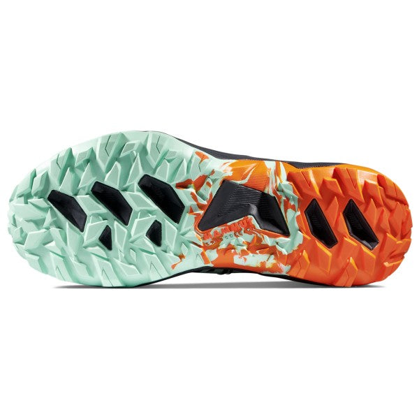 sertig running shoe