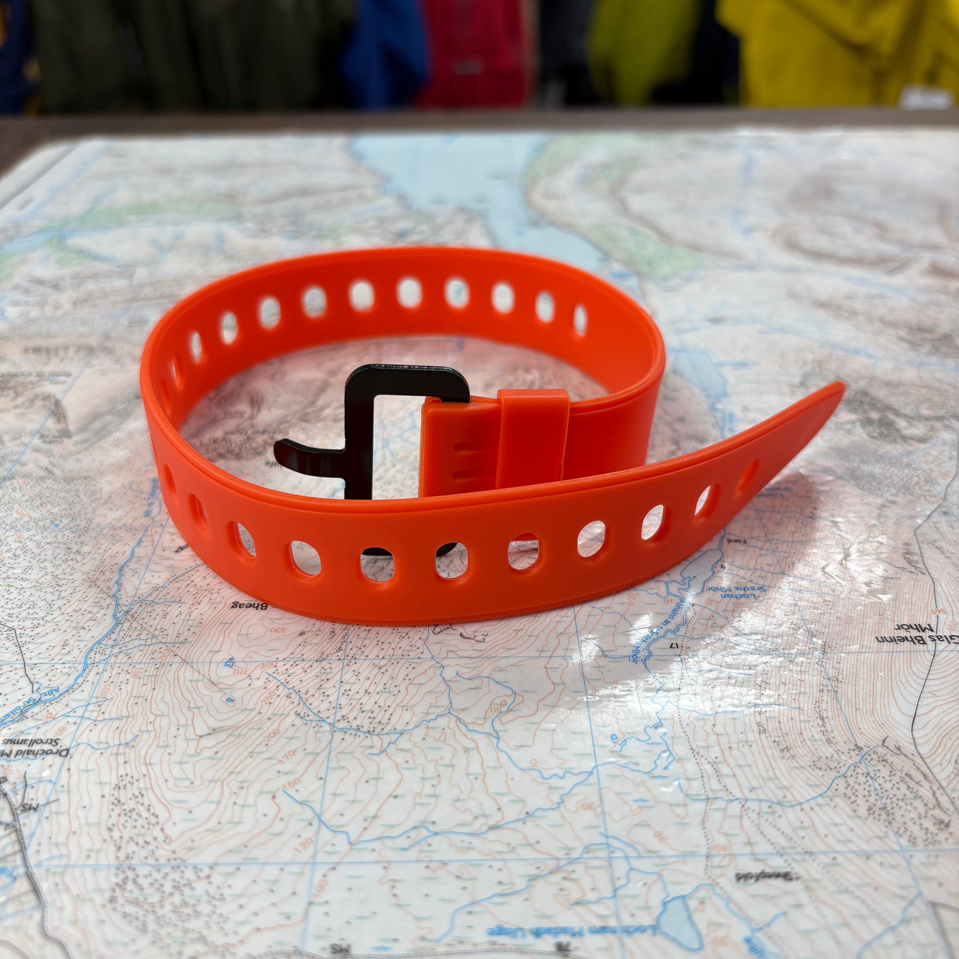 Orange ski strap 18in