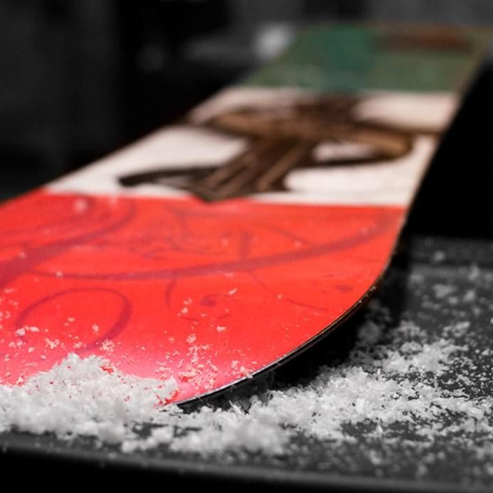 Snowboard wax and edge
